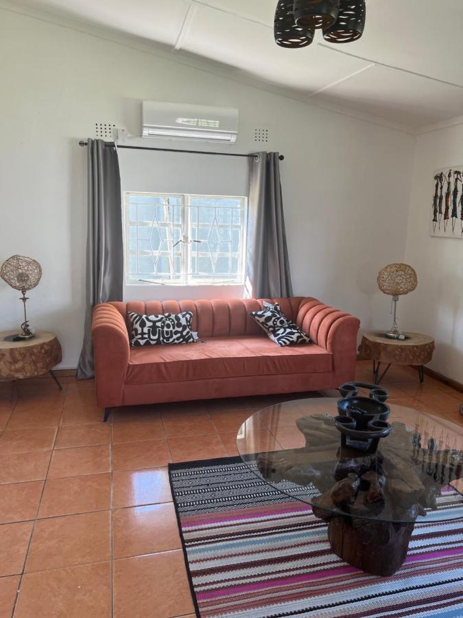 Mukala Lodge Lusaka Buitenkant foto